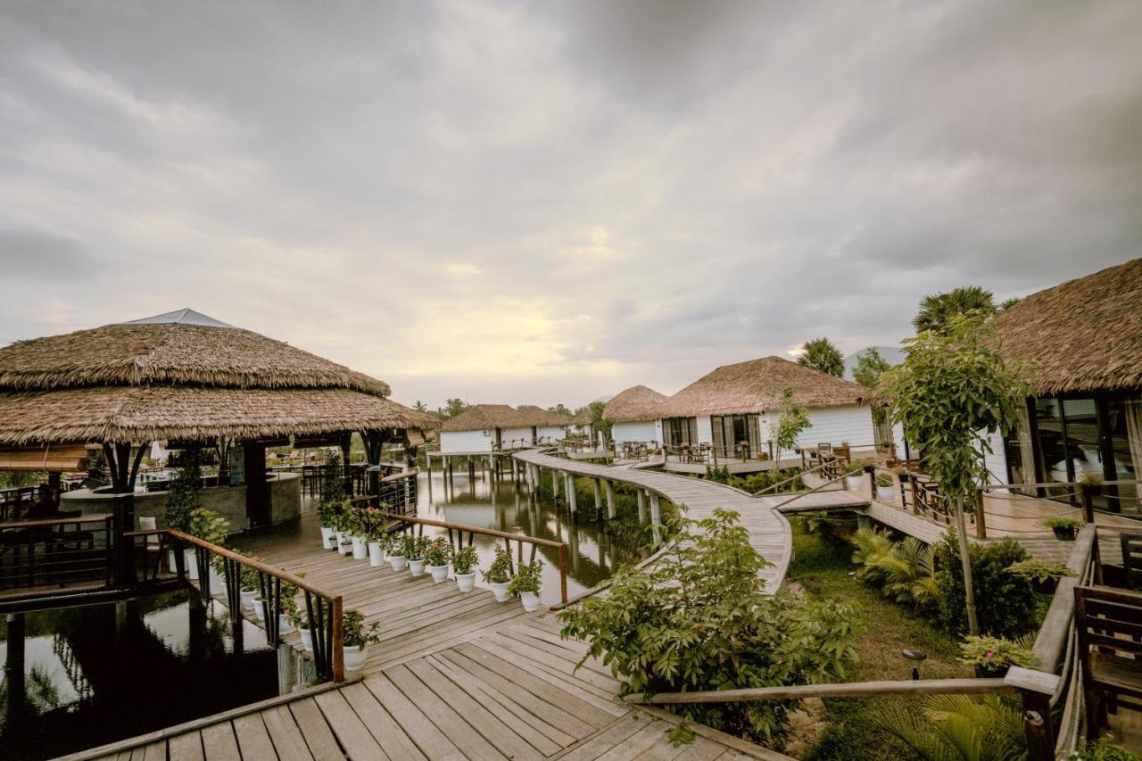 Good Time Relax Resort Kampot Kültér fotó